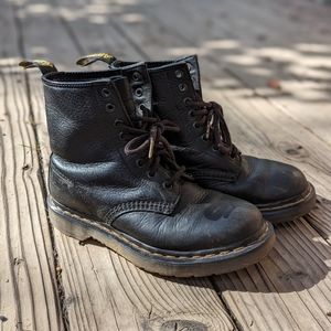 Doc Martens Black leather comfort boots